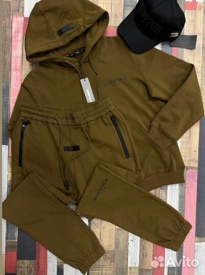 Спортивный костюм