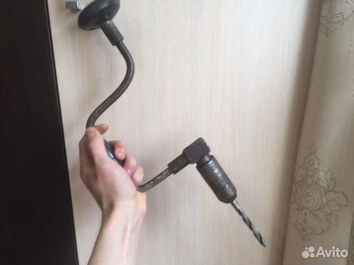 Коловорот ручной ретро инструмент