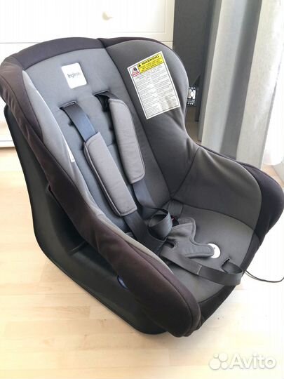 Продам автокресло 0-13 inglesina Magellano
