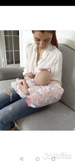 Милк подушечка для кормления на руку