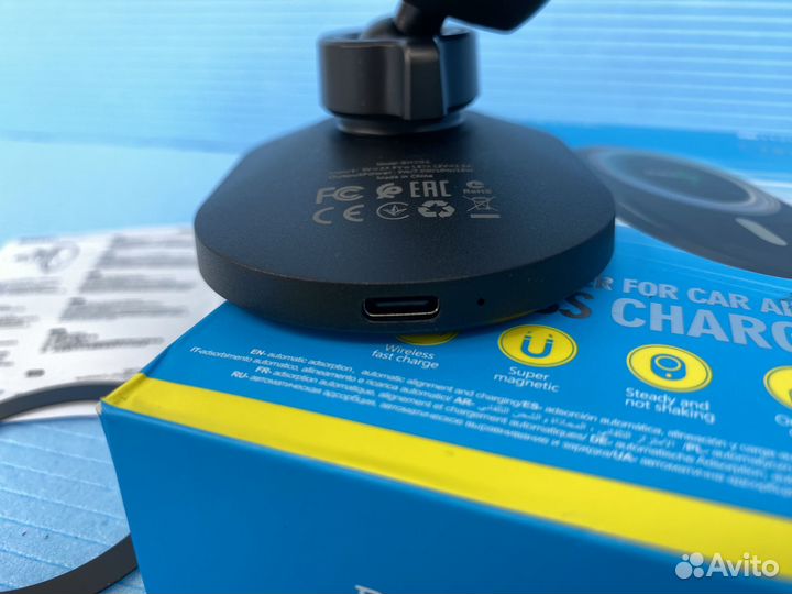 Беспроводная зарядка для авто устройство Borofone