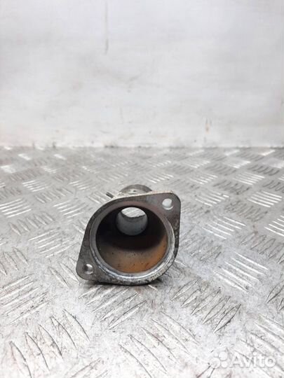 Фланец Toyota Yaris хэтчбэк 5 дв. 1.3 2SZ 2007