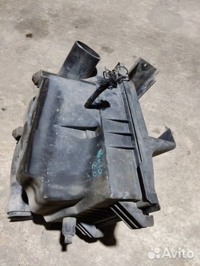 Корпус воздушного фильтра Volkswagen Vento седан