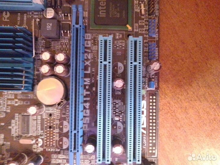 Материнская плата с процессором