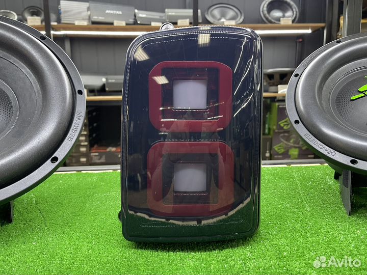 Задние фонари на LADA Niva