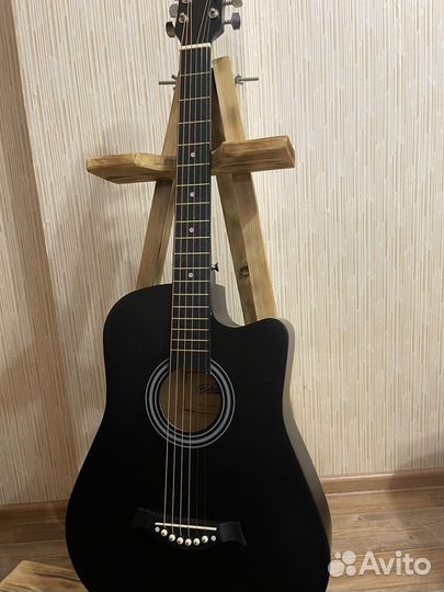 Акустическая гитара belucci