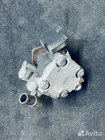 Насос гур на 2.2 646 Mercedes W211 W203