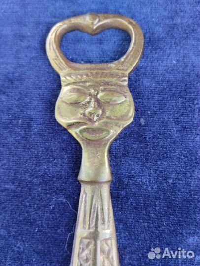 Ключ открывачка старинный. Ваза нклп 1936