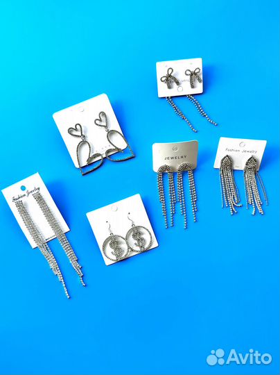 Висячие серьги со стразами