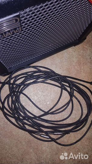 Комбоусилитель