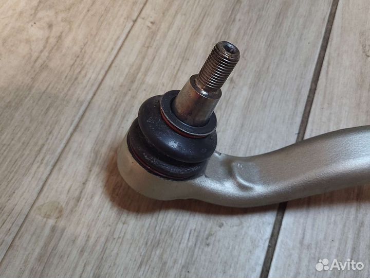 Рычаг левый новый Bmw X5 E70/X6 E71