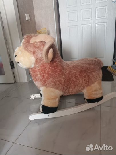 Овечка, игрушка-качалка