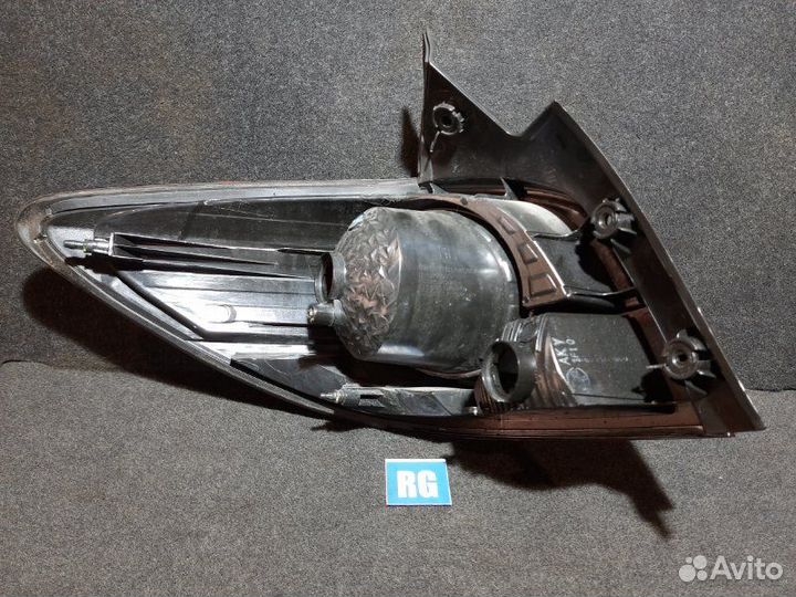 Фонарь правый Chevrolet Cruze хэтчбек F16D4