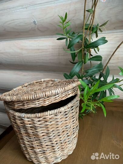 Бокс для хранения из бумажной лозы