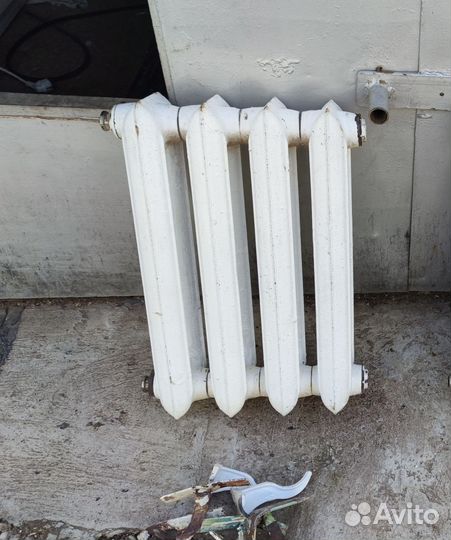 Батарея чугунная