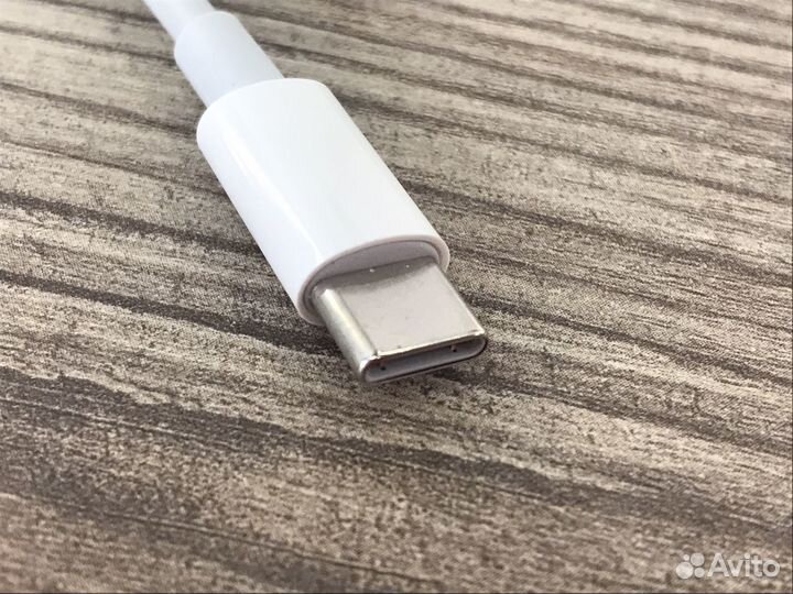 Переходник USB-C для iPhone 15 series