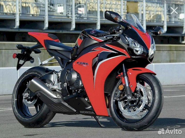 Мотоцикл Honda cbr1000rr черный