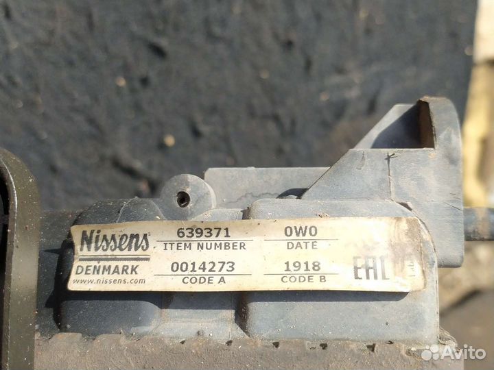 Радиатор охлаждения Рено Логан