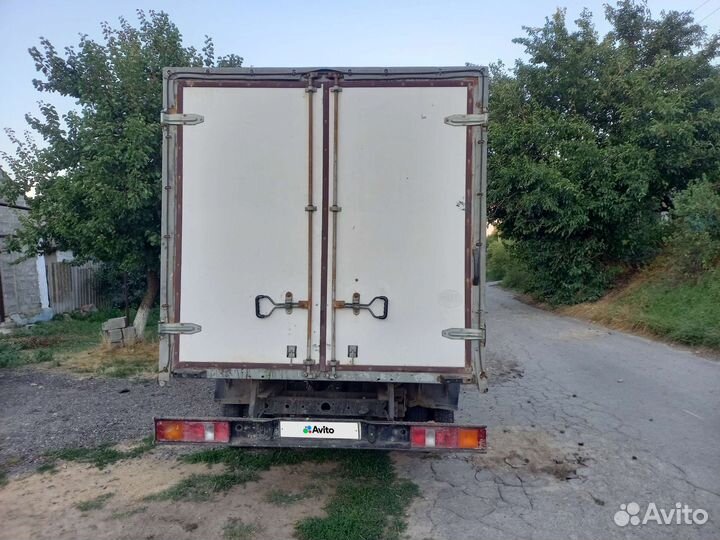 ГАЗ ГАЗель 3302 2.4 МТ, 2006, 320 000 км