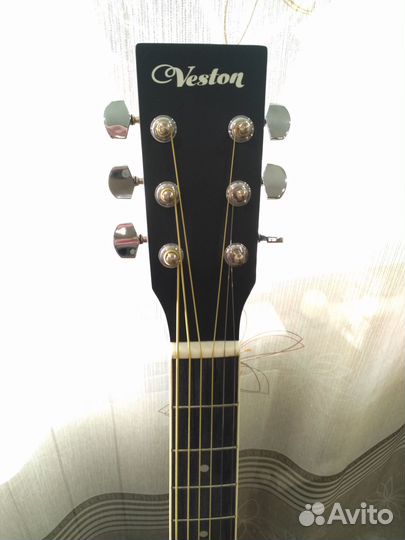 Акустическая гитара Veston, цвет чёрный