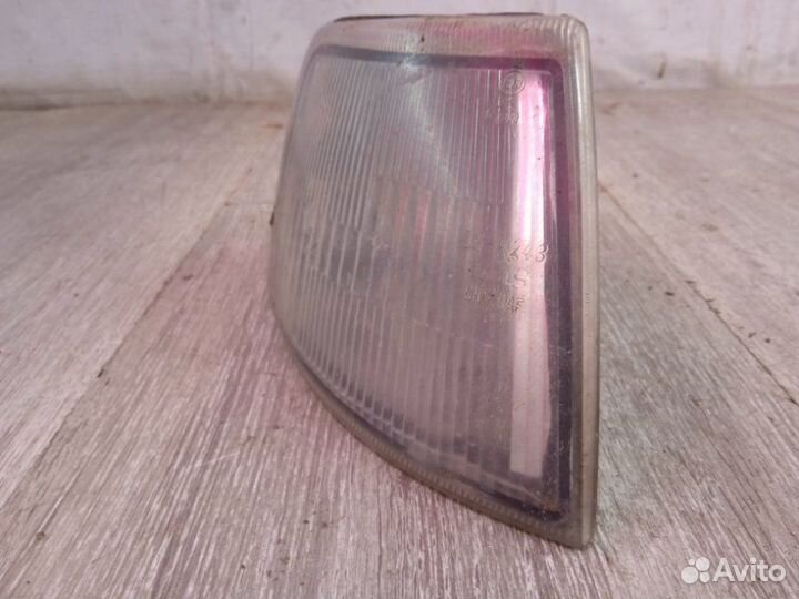 Указатель поворота передний правый Seat Toledo 1