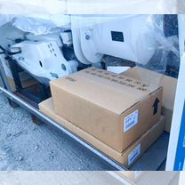 Мотор лодочный Suzuki DF100BTX белый