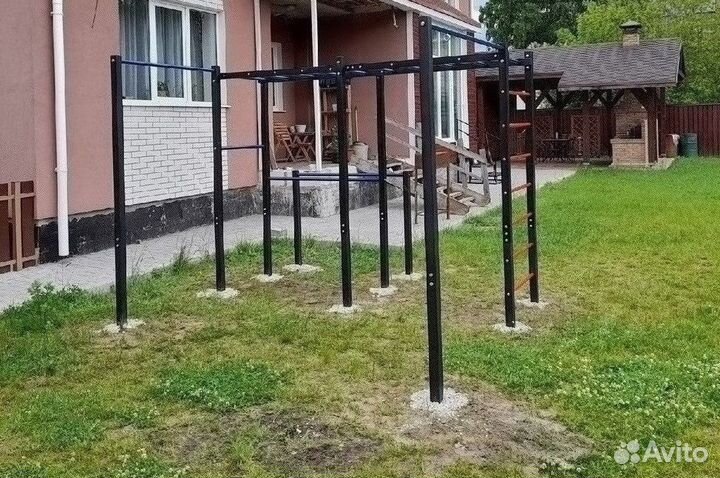 Уличный спортивный комплекс турник брусья