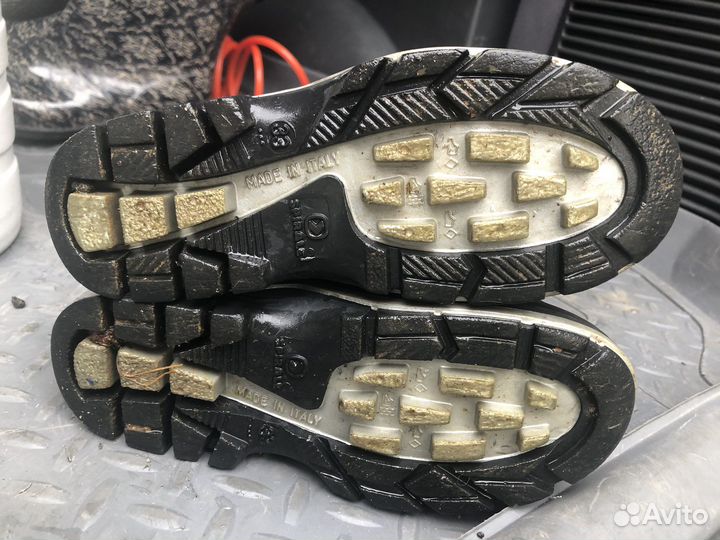 Продам детские резиновые сапоги (Италия)