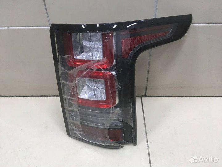 Фонарь задний правый Land Rover Range Rover
