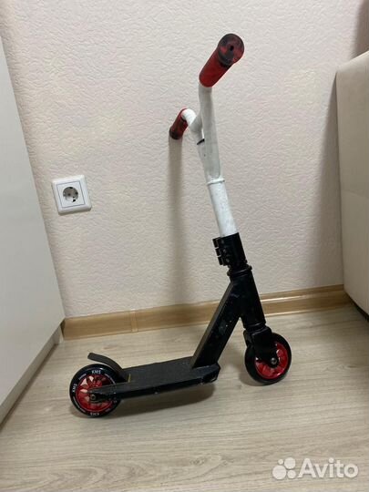 Трюковой самокат