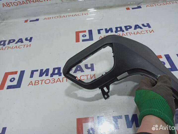 Накладка торпедо левая LADA X-Ray Cross 681358411R