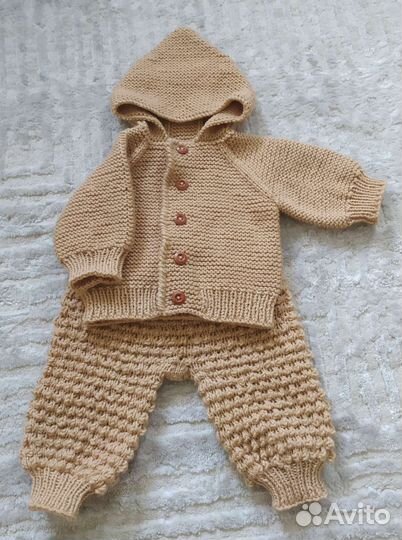 Теплый вязаный костюм
