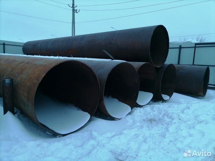 Труба металлическая, контейнер 20 футов