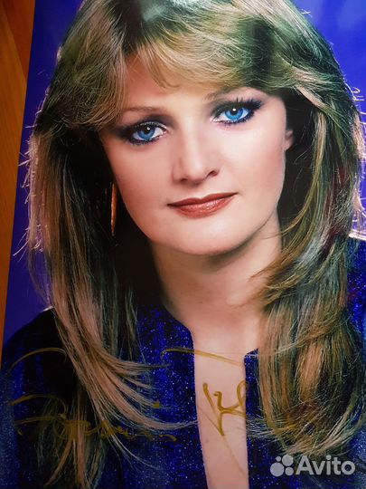 Автограф Bonnie Tyler / Бонни Тайлер 45см на 30см