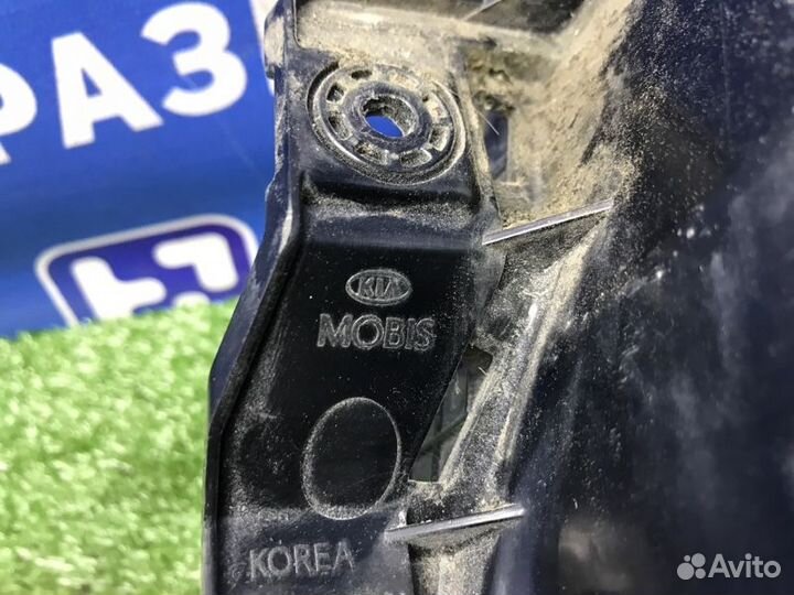 Фонарь задний левый Kia Rio 4