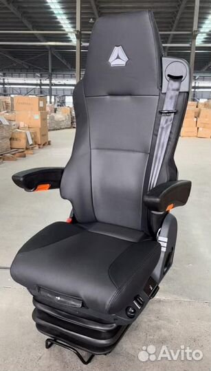 Классическое кресло с пневмоподушкой