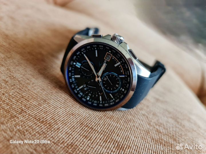 Casio OCW-T2600L-1AJF