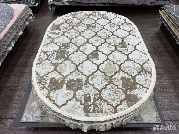 Ковер 1.6х2.3м