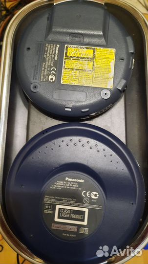 Пара CD портативных плеера Panasonic