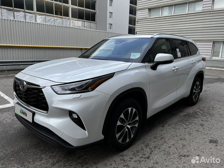 Toyota Highlander 3.5 AT, 2022, 81 км