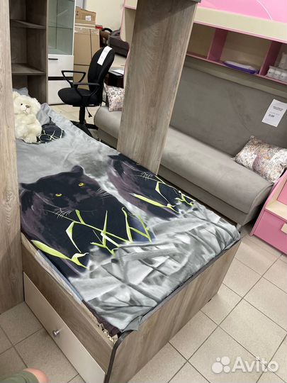 Кровать 2х ярусная со шкафом