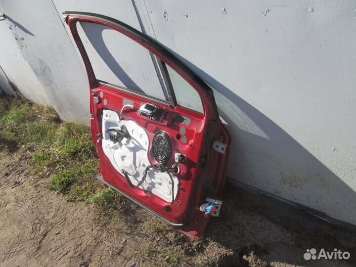 Дверь передняя левая передняя левая Citroen C4 2