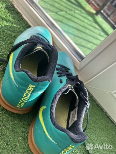 Футзалки nike