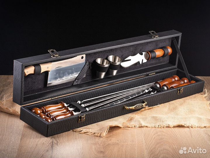 Набор шампуров в кейсе. Шашлычный набор
