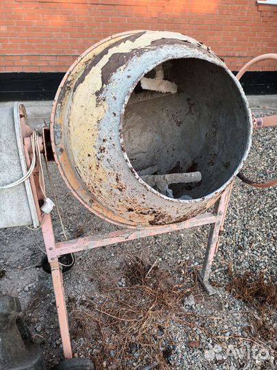 Бетономешалка бу