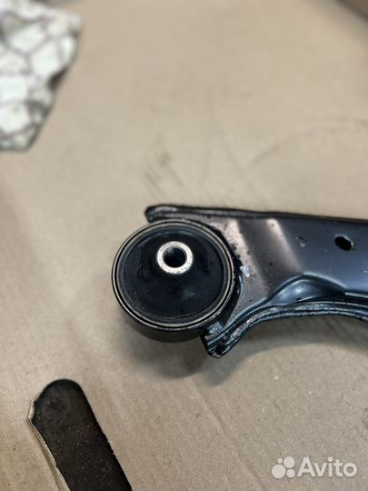 Рычаг правый Opel Corsa D