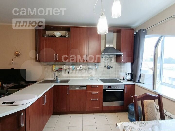 2-к. квартира, 57,2 м², 6/6 эт.