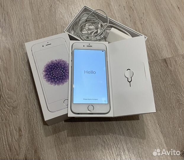 Телефон iPhone 6