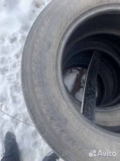 Bridgestone Dueler H/P 215/65 R16 98H