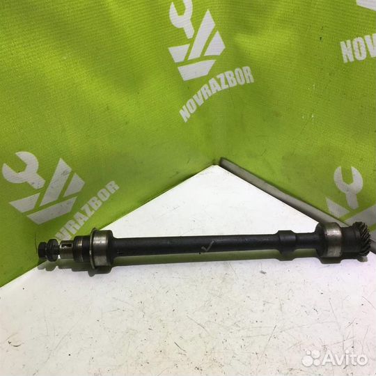 Вал масляного насоса Ауди 80 Б2